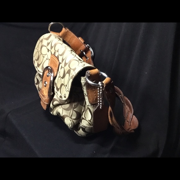 Coach Shoulder Bag - Picture 5 of 6